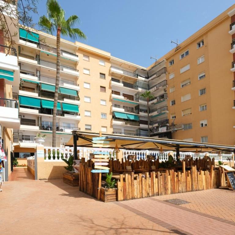 Apartamento con piscina en la primera línea de playa de Fuengirola - Apartamento con vistas al mar - 28