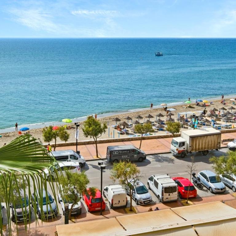 Apartamento con piscina en la primera línea de playa de Fuengirola - Apartamento con vistas al mar - 34