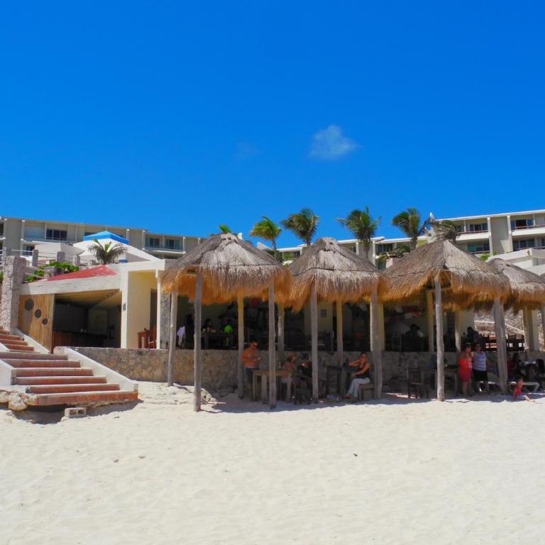 Seaside Escape Studio in Cancun Beach - One-Bedroom Apartment - 51