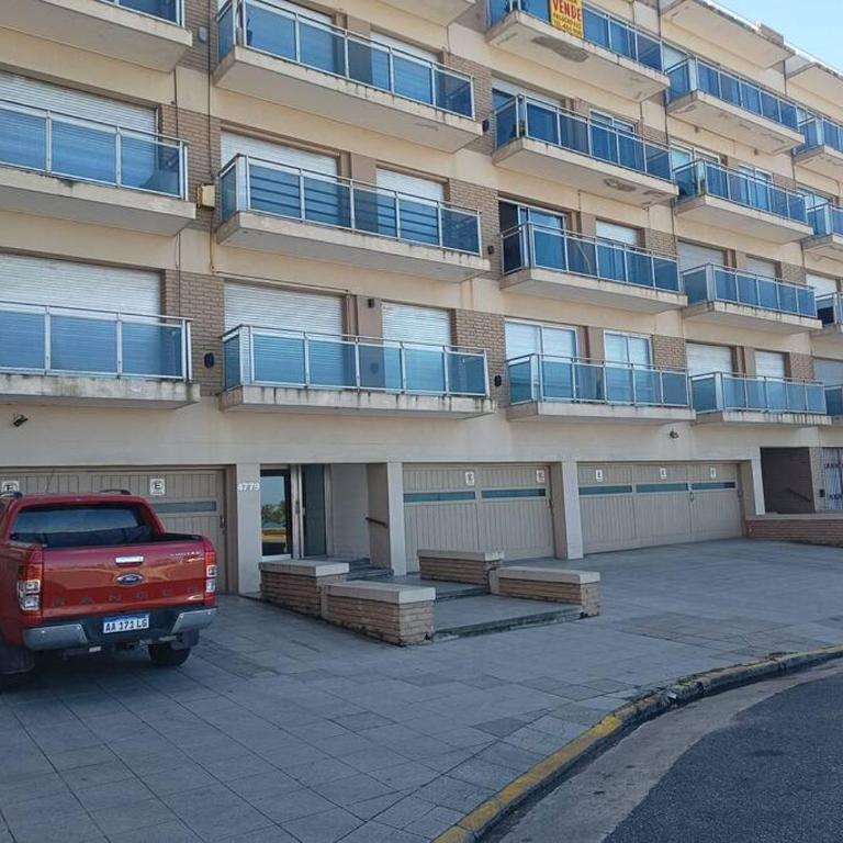 Departamento con vista al mar en Playa Chica - Apartamento de 2 dormitorios - 8