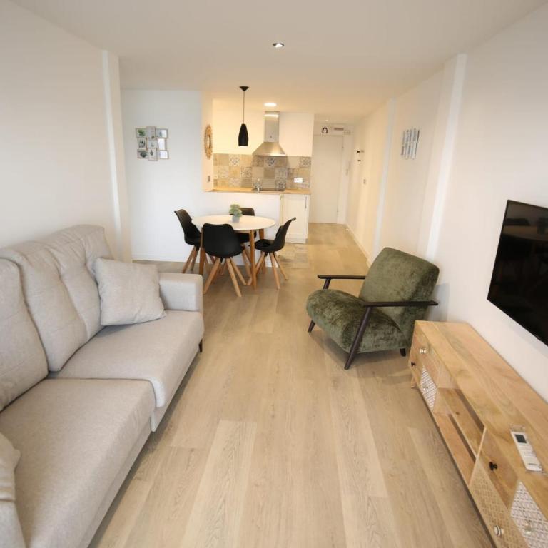 Apartamento L´espigo de Saoret primera linea playa Centro soleado y recien renovado - Two-Bedroom Apartment - 6