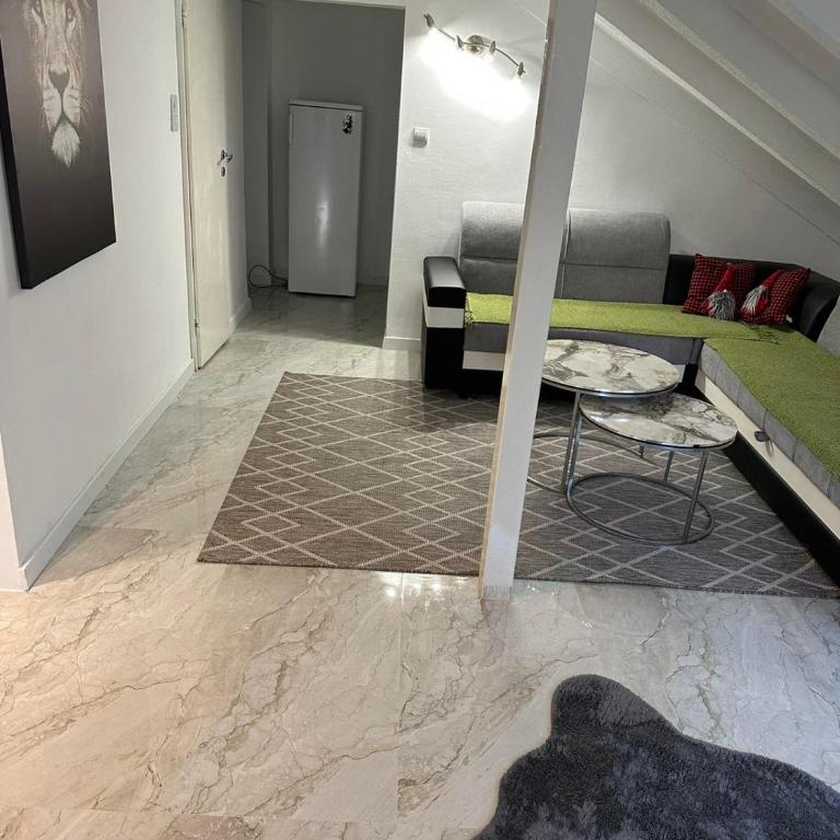 Apartman Sun house Kumbor 2 - One-Bedroom Apartment - 10