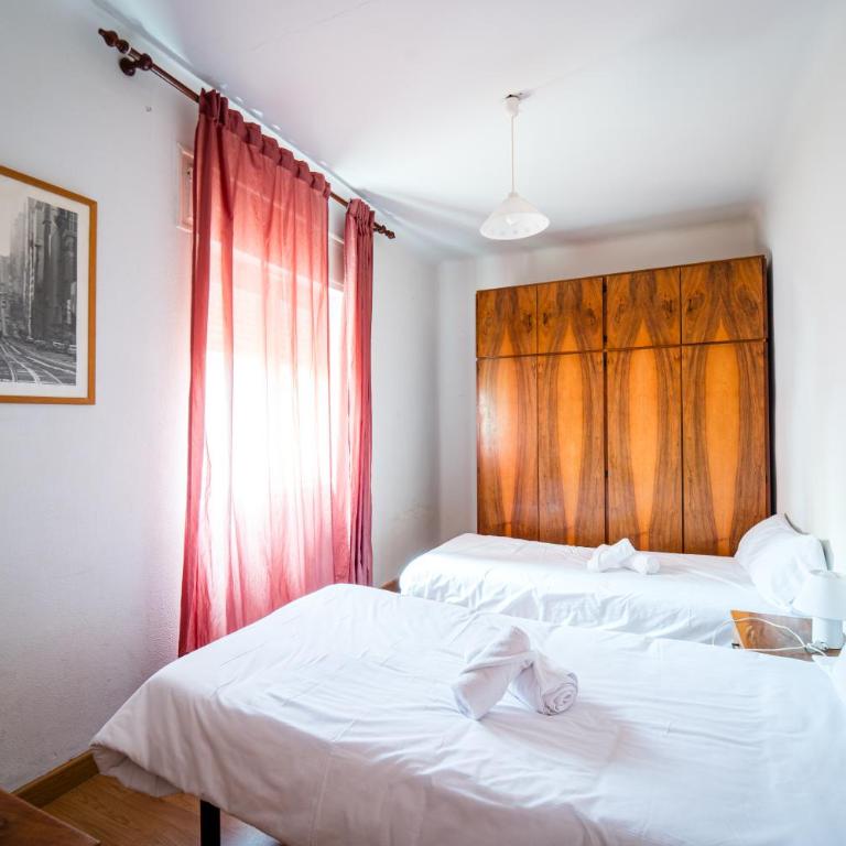 Amplio apartamento en Chamberí by beBalmy - Apartment - 16