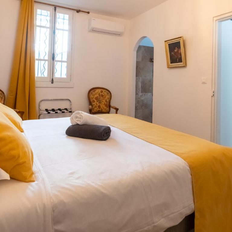 Bien d'exception en face du Palais des Papes - Appartement 2 Chambres - 3