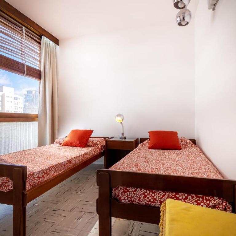 Depto con Amplia Terraza frente a Playa Grande en Edificio Premiado - Three-Bedroom Apartment - 16