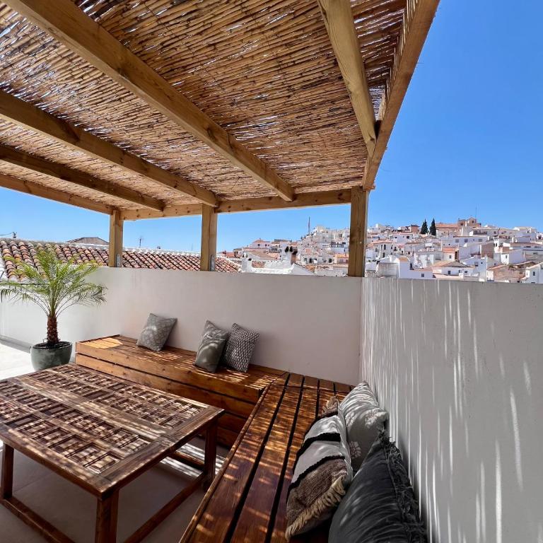 Renovated cinema town house in Comares - Casa de 2 dormitorios - 2
