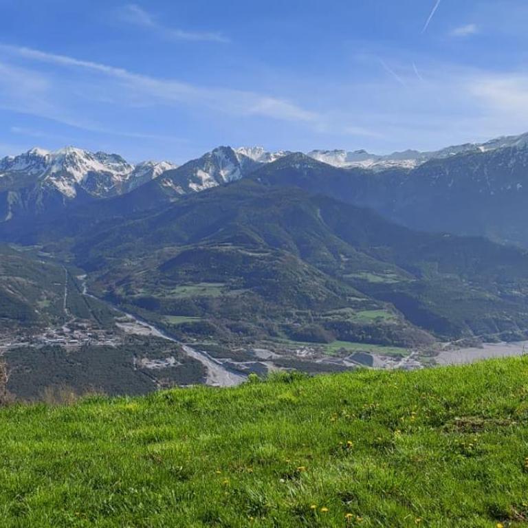 Nid d'aigle, vue panoramique dégagée et jardin, de plein pied, face au Sud et aux montagnes - Appartement 2 Chambres - 22