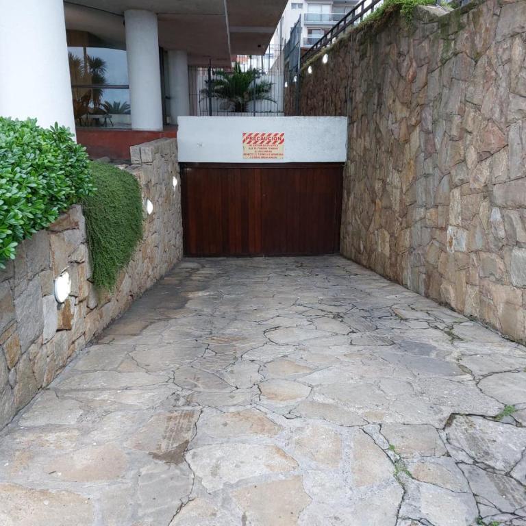 Depto con Amplia Terraza frente a Playa Grande en Edificio Premiado - Three-Bedroom Apartment - 29