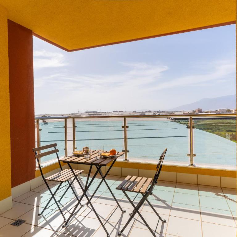 Santa Ana - One-Bedroom Apartment - 27