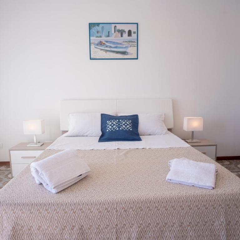 Mondello SunSea - Two-Bedroom Apartment - 23