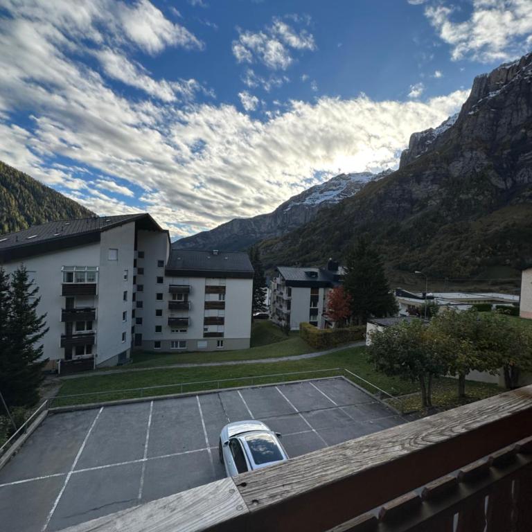 Touristenheim Bergfreude - Familienzimmer mit Bergblick - 3