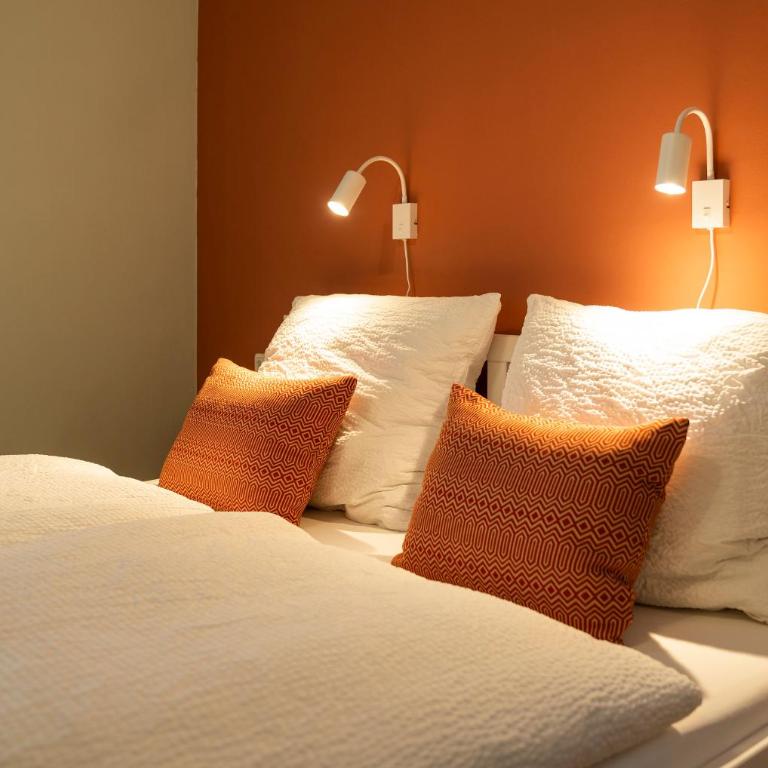 B&B Gösselsdorfer Seeblick - Zimmer mit Kingsize-Bett und Seeblick - 8