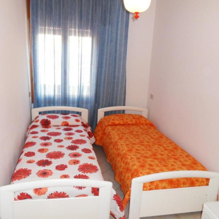 Bright flat in a colourful building - Beahost - Appartamento - 5