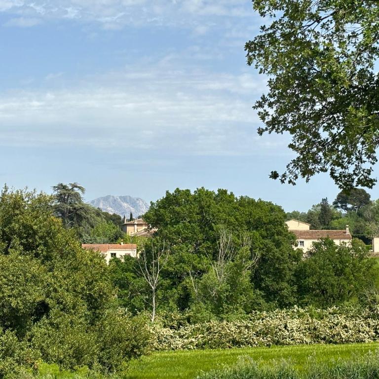 Havre de paix au sein d'un T3 d'une bastide aixoise - Appartamento con 2 Camere da Letto - 3