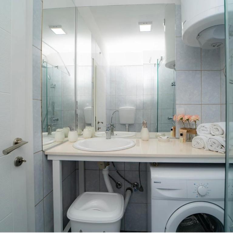 Apartment Pavle near the center with a view - Apartman sa 1 Spavaćom Sobom - 13