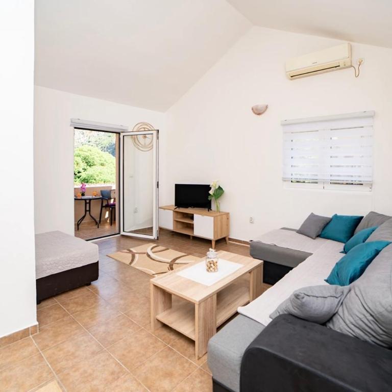 Apartment Pavle near the center with a view - Apartman sa 1 Spavaćom Sobom - 9