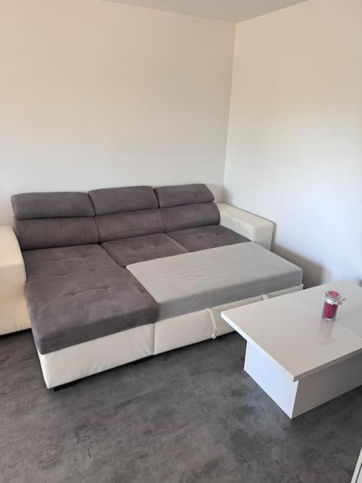 Spacieux T2 - Grande terrasse - One-Bedroom Apartment - 6
