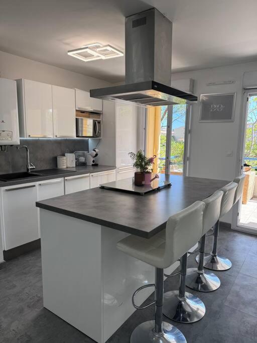 Spacieux T2 - Grande terrasse - One-Bedroom Apartment - 11