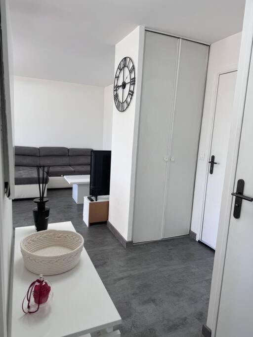 Spacieux T2 - Grande terrasse - One-Bedroom Apartment - 16