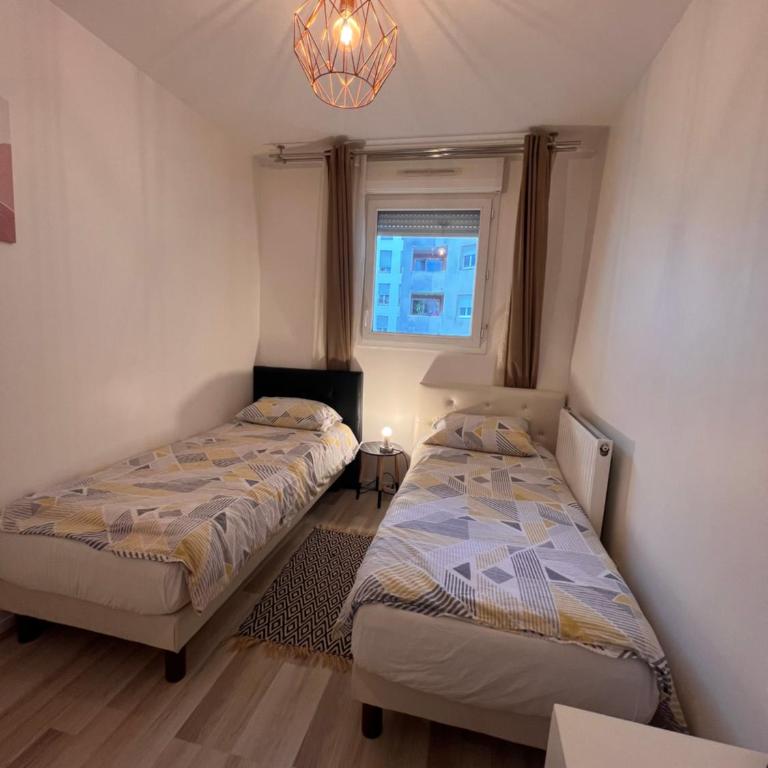 Appt à 10 min de Paris, 15 min a pied du SDF - Apartamento de 3 dormitorios - 11