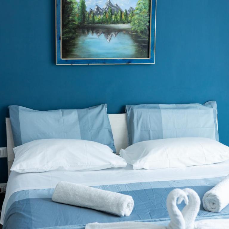 PalerMonAmour Art Gallery Suite - Double Room with Private Bathroom - 27