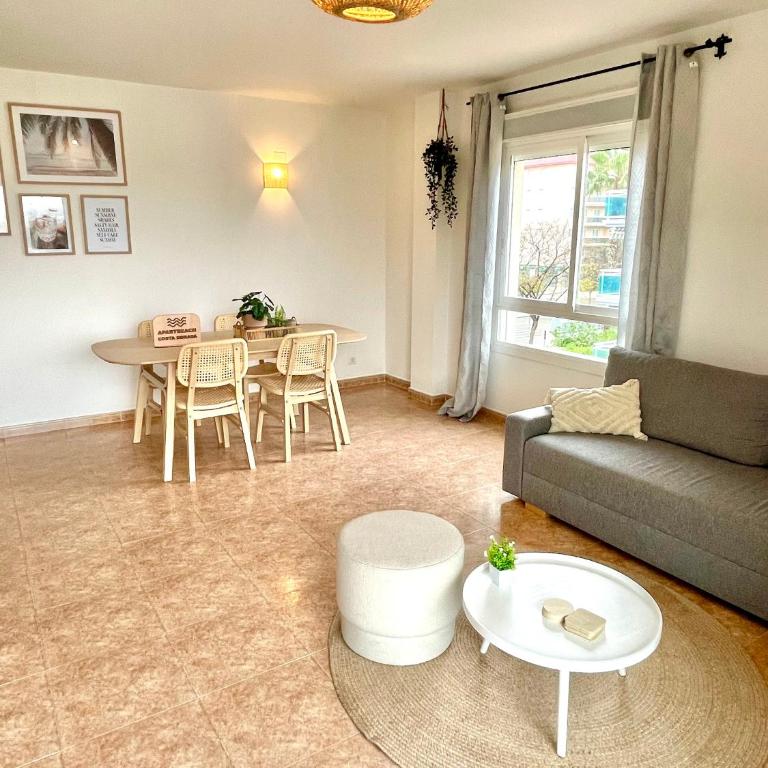 APARTBEACH LOS JUNCOS 2 RESIDENCIAL y JUNTO PLAYA - Apartment with Pool View - 17