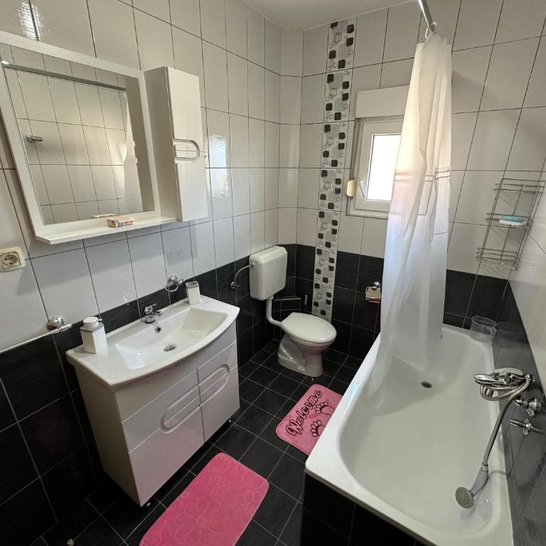 Nuni apartments - Two-Bedroom Apartment - 20