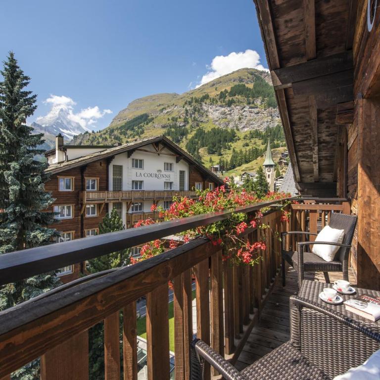 Chesa Valese by Sisters Zermatt - Superior Doppelzimmer mit Blick auf das Matterhorn - 13
