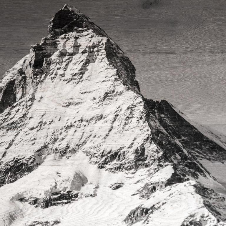 Chesa Valese by Sisters Zermatt - Matterhorn Suite - 10