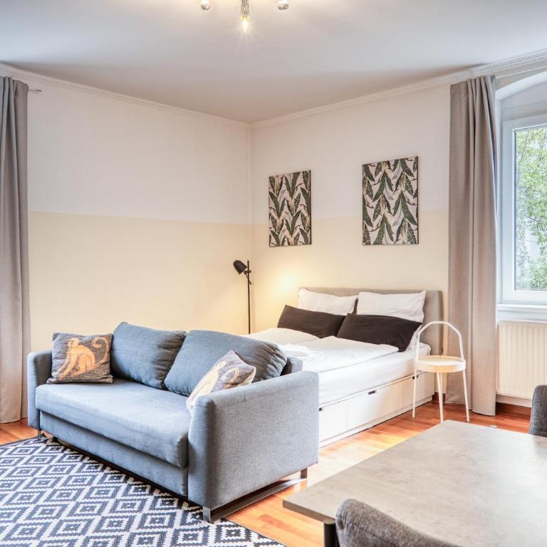 InnsbruckHomes at Botanical Garden - Two-Bedroom Apartment Top1 - 9