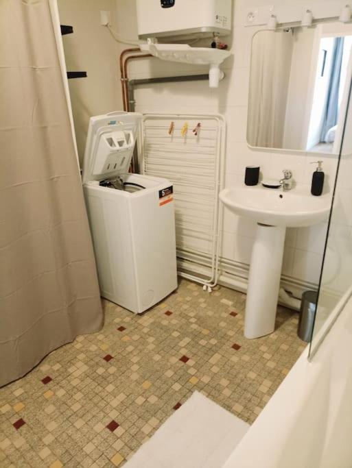 Ty Salang - Appartement Cosy et Calme - Centre Historique Rennes - One-Bedroom Apartment - 15