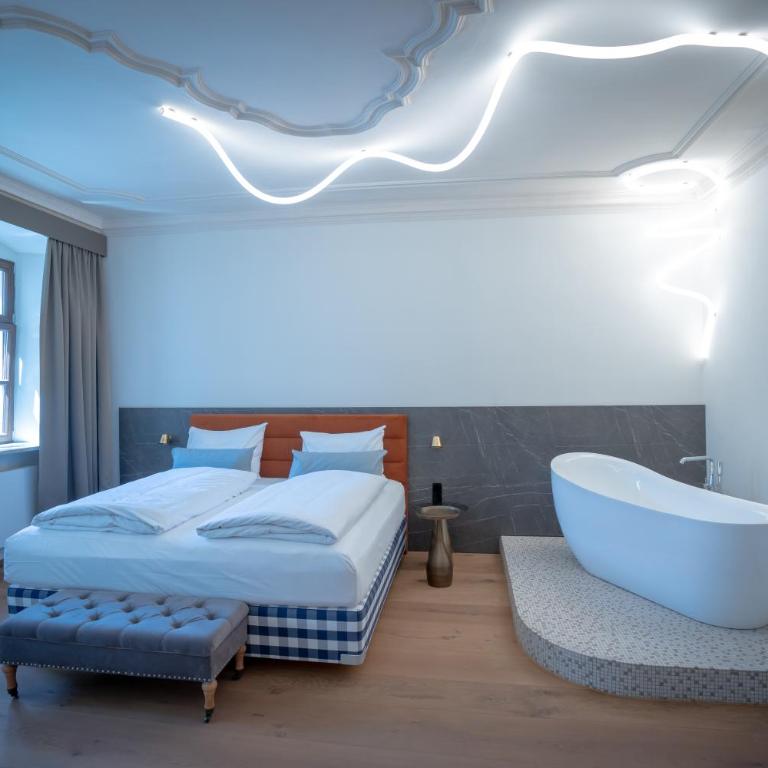 Maxim Suites by Elias Holl - Suite - 7