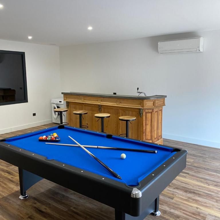 Villa 400m2 piscine intérieure très calme - Villa - 16