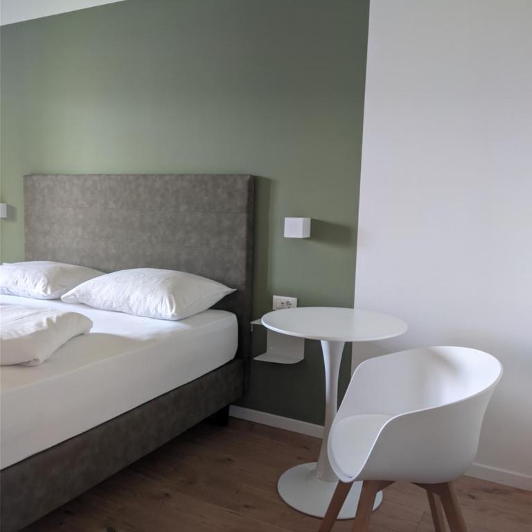 Garni Saltneregg - Double Room - 6