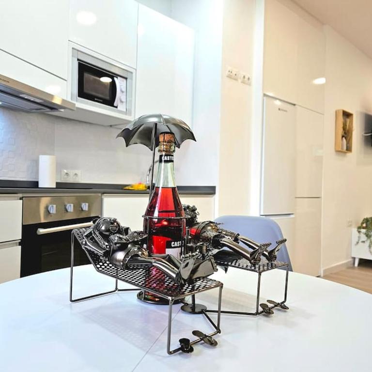 Moderno loft a 250 metros de la playa & parking - Apartamento Estudio - 2