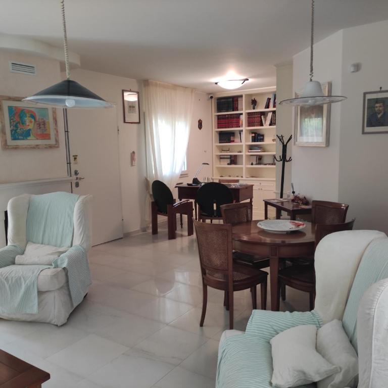 Villino Matilde - Two-Bedroom Apartment - 23