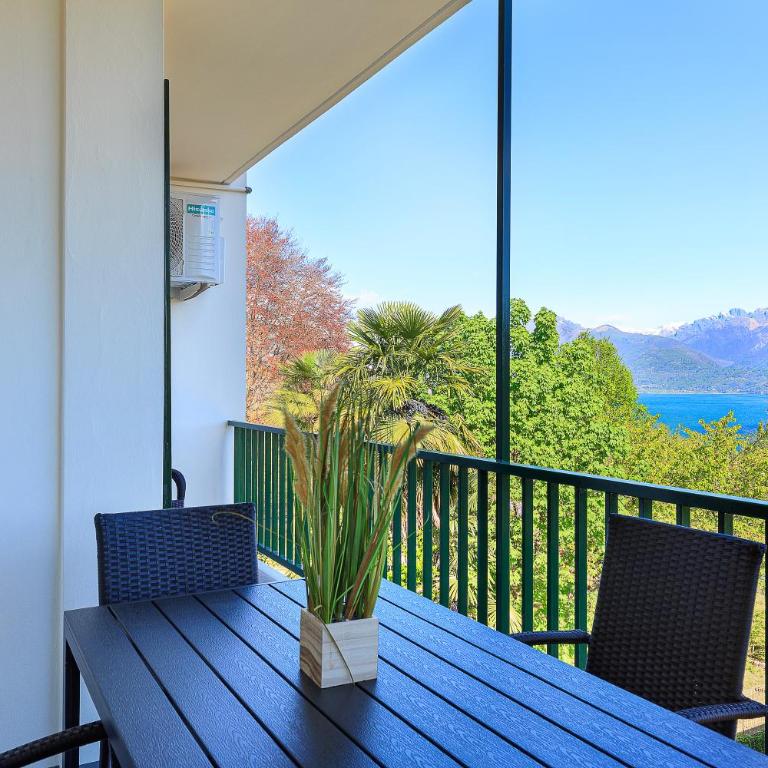 PepeNero - Two-Bedroom Apartment with Balcony - 29
