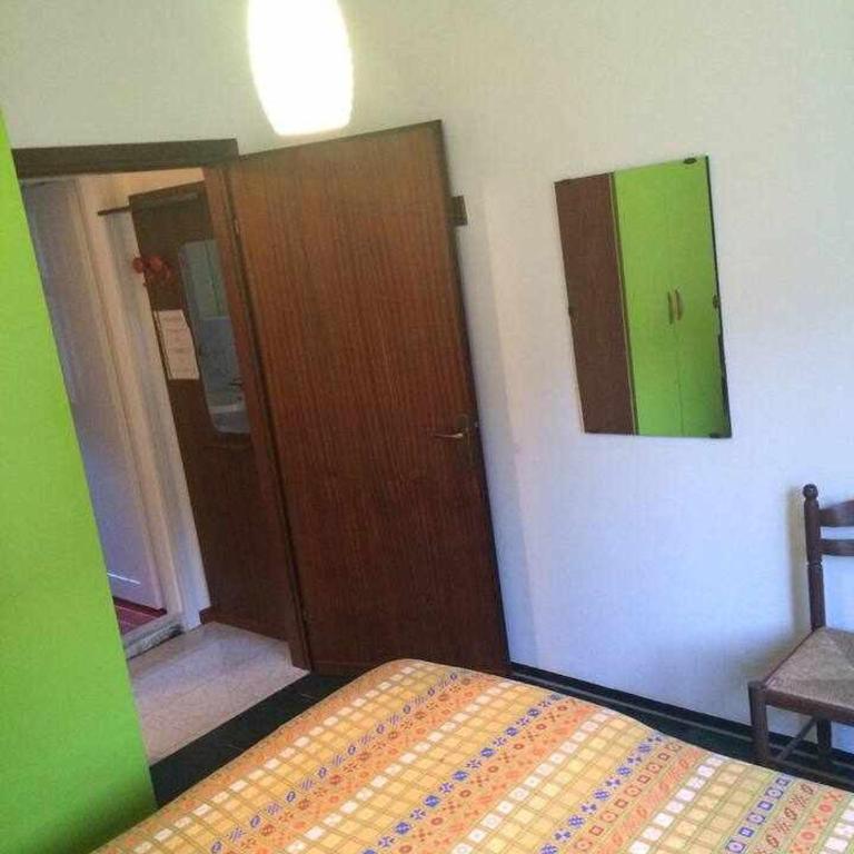 (2) Giovanni Versolatto - Appartamento con 2 Camere da Letto - 7