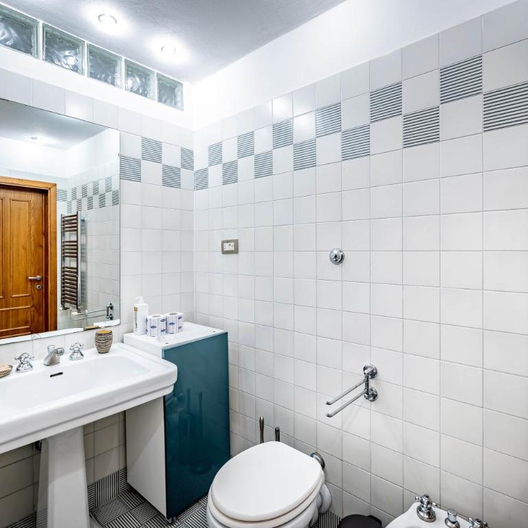 YD elegant near tramvia - Appartamento con 2 Camere da Letto - 28
