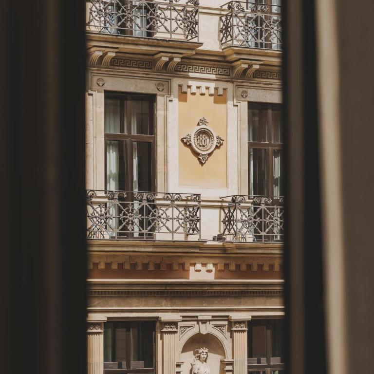 Hotel Regina Barcelona - Double or Twin Room with Balcony - 2