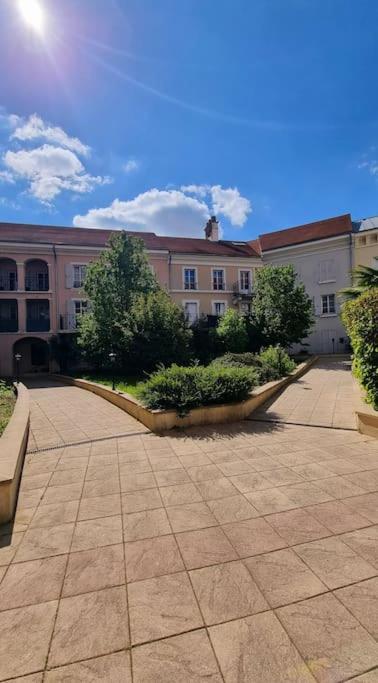 Disney Luxury Studio - One-Bedroom Apartment - 37