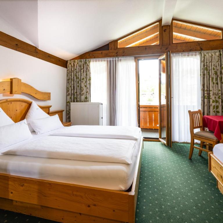 Hotel Gruenberger - Dreibettzimmer - 1