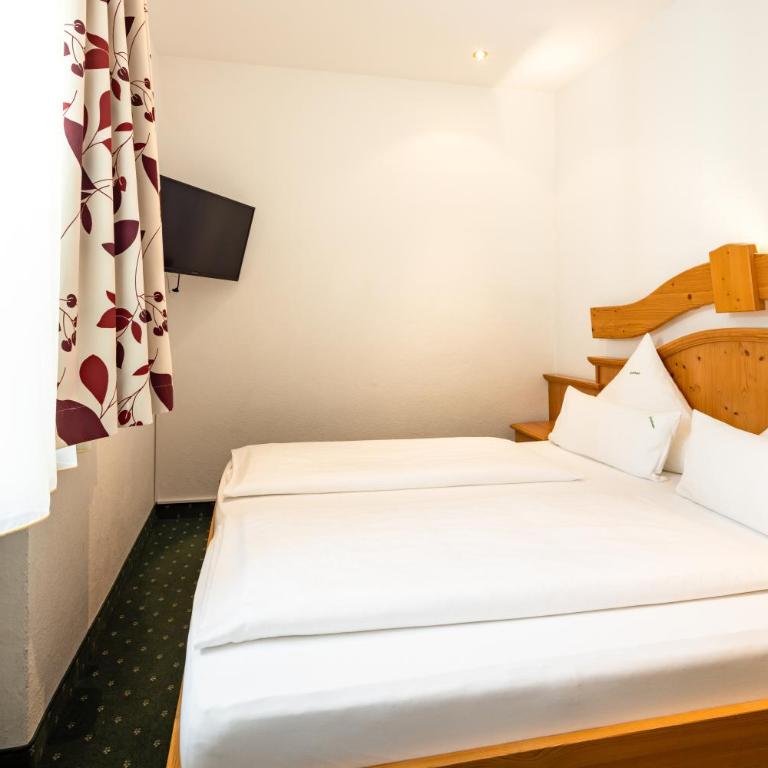Hotel Gruenberger - Vierbettzimmer - 3