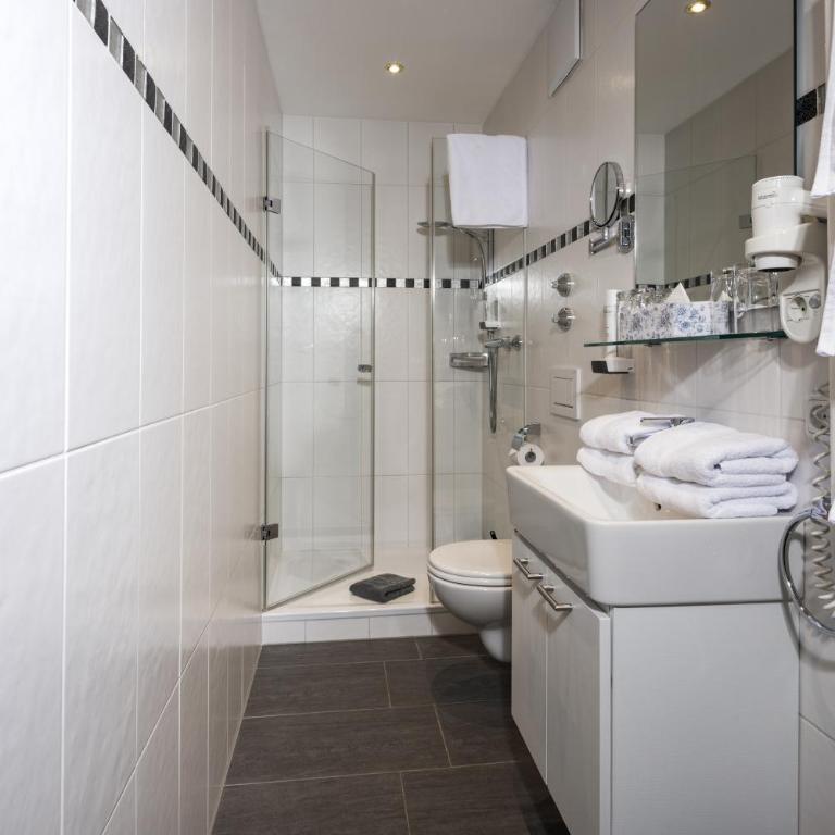 Hotel Gruenberger - Vierbettzimmer - 2