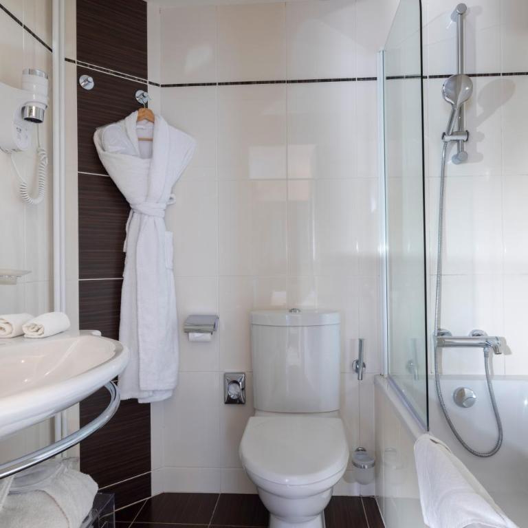 Hotel Elysées Bassano - Chambre Supérieure - 5
