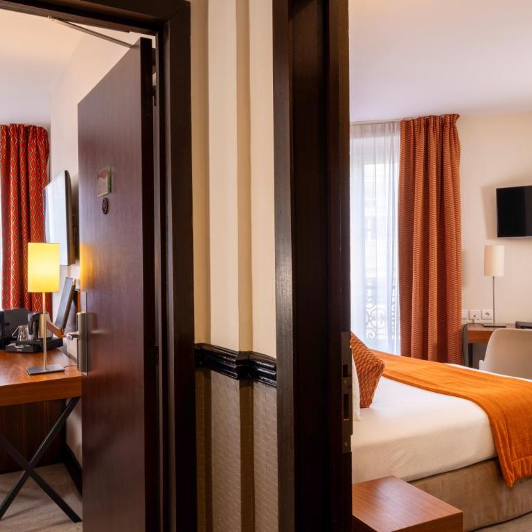 Hotel Elysées Bassano - 2 Chambres Supérieures Communicantes - 4
