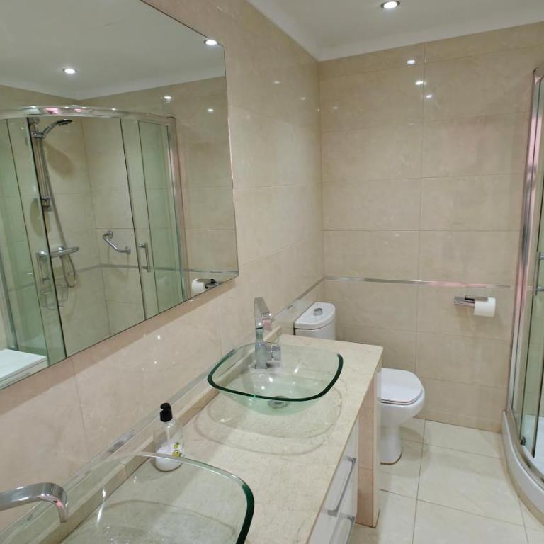Hotel PYR, Spacious Studio with a Big Terrace - Apartamento Estudio - 9