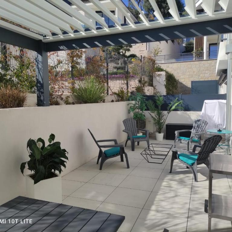 O FIL DE L'EAU BANDOL - App A05 - T3 avec Jardin et terrasse - Apartamento con vistas al mar - 35