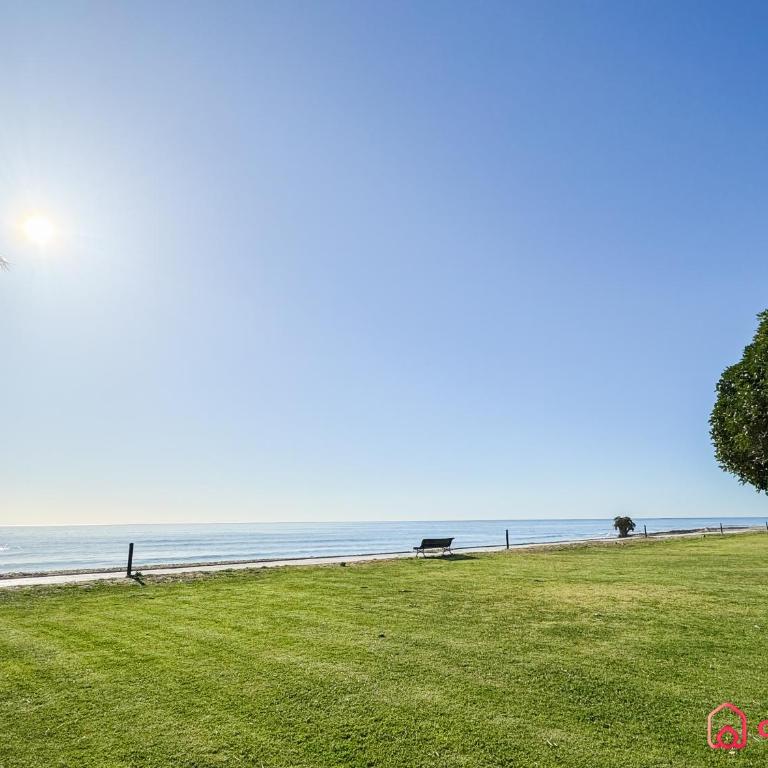 La Elegancia - Apartamento de 2 dormitorios con balcón y vistas al mar - 17