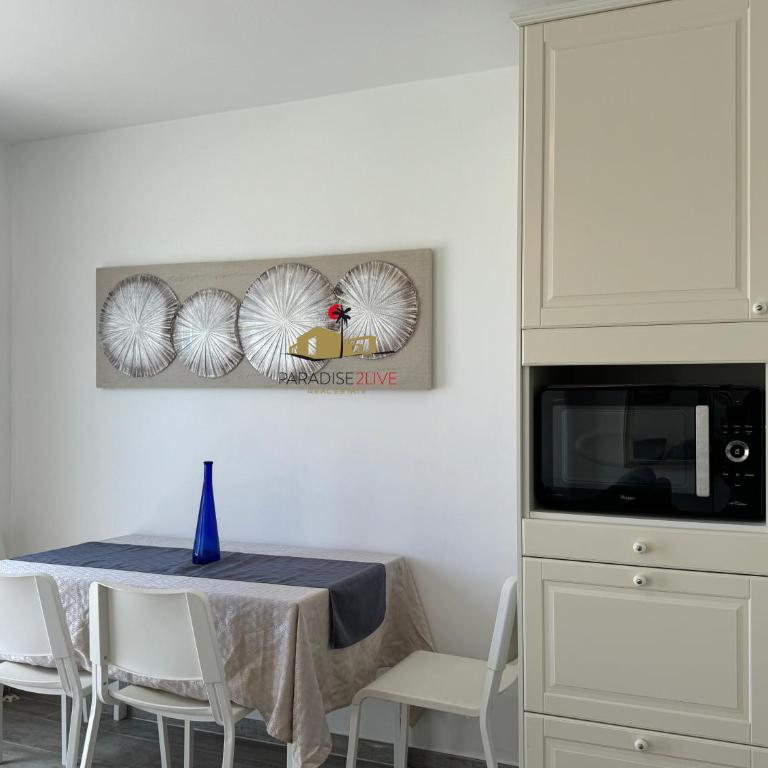Hibiscus - Two-Bedroom Apartment - 7